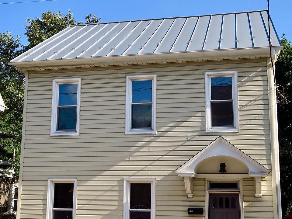 front of house - view from East Lincoln Avenue