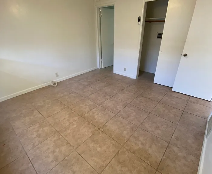 4258 E North St — Photo 6