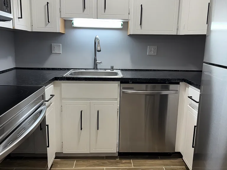 108 Norton Ave #22 — Photo 18