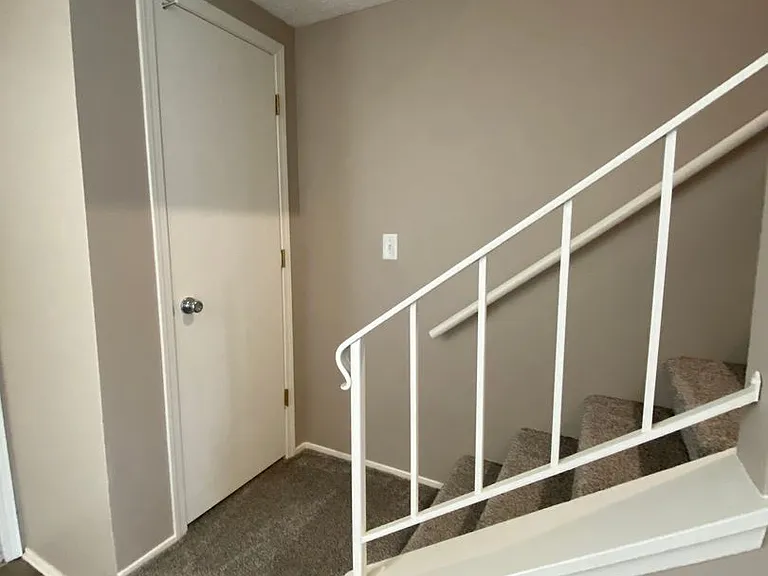 Southdale Square Apartments — Photo 141
