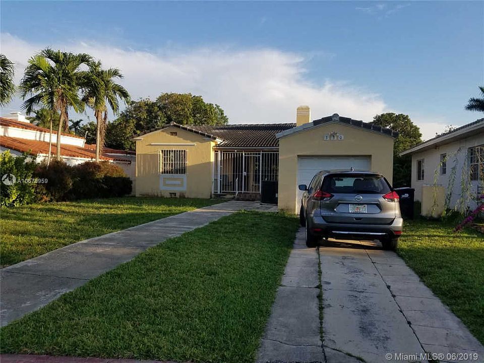 1st image of 330 W 46th St