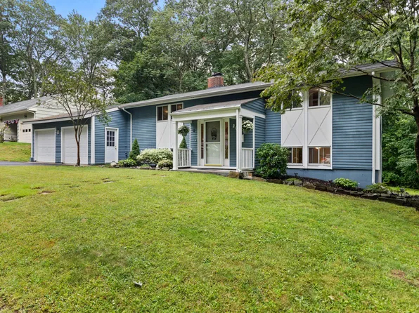 20 Murray Drive, Cape Elizabeth, ME 04107