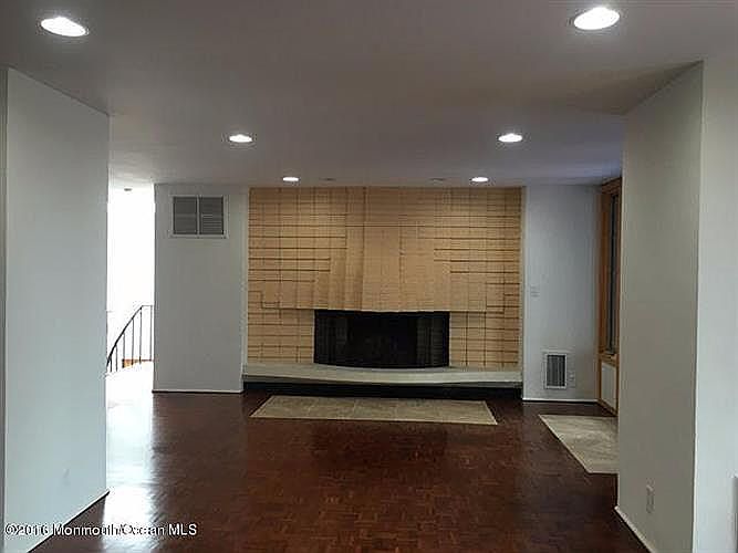 2 Dickinson Ave, Toms River, NJ 08753 Zillow