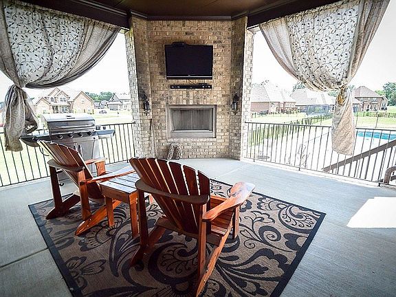 2nd image of 8205 Richpine Dr