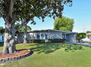6616 Wellesley Dr, Bradenton, FL 34207