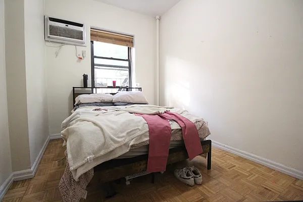 Rented by Luxor Homes & Investment Realty | media 8