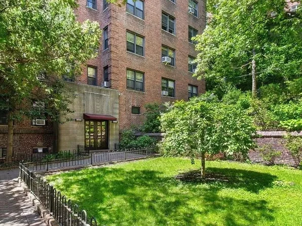 3015 Riverdale Ave APT 1D, Bronx, NY 10463