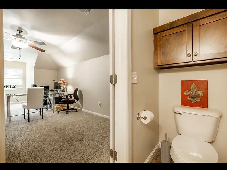 3725 Oakridge Cir — Photo 9
