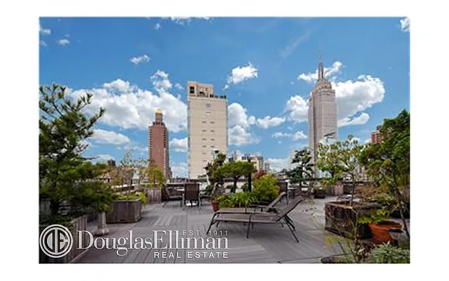 Sold by Douglas Elliman | media 7