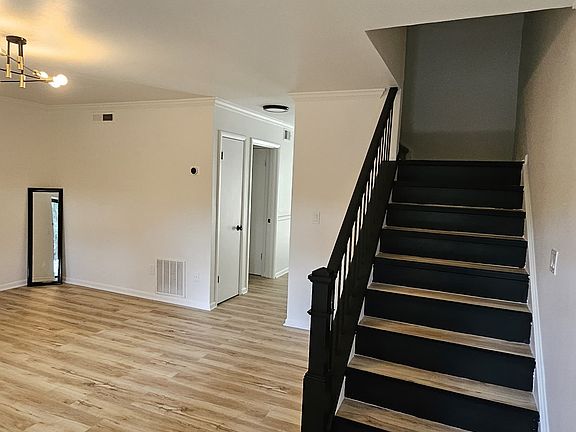 5th image of 6900 Roswell Rd APT F9