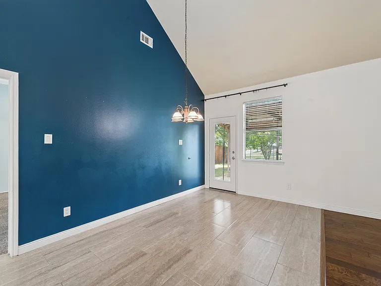 12763 Cardinal Creek Dr — Photo 17