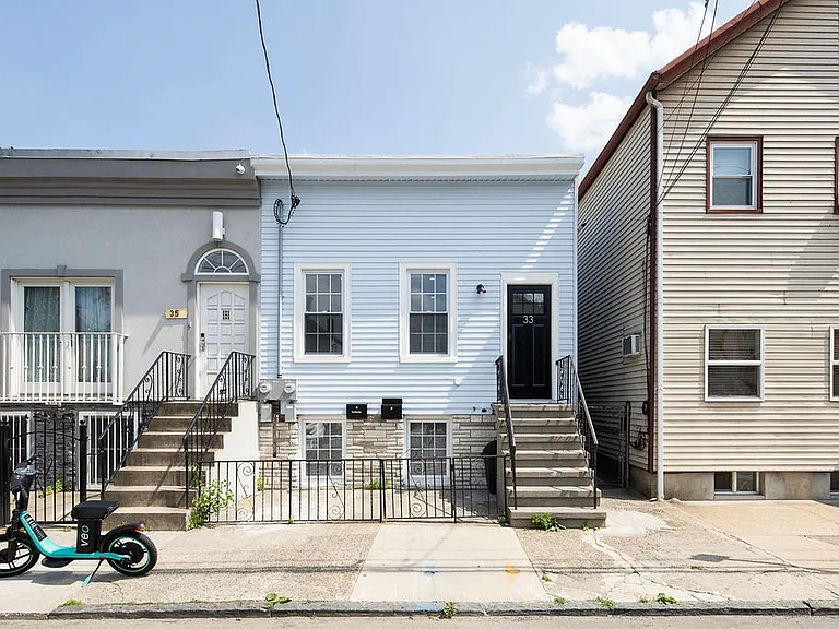 33 Kossuth St #1 — Photo 13