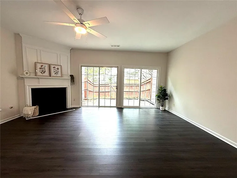 4645 Valais Ct #109 — Photo 5