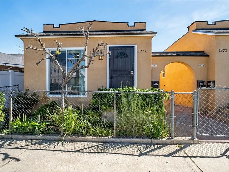 1976 Olive Ave — Photo 1