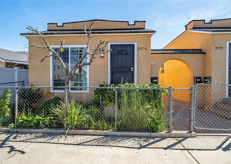 1976 Olive Ave