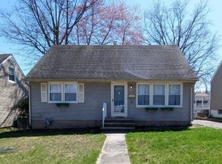 70 Reigate Rd, Bloomfield, NJ 07003