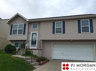 19373 U St, Omaha, NE 68135