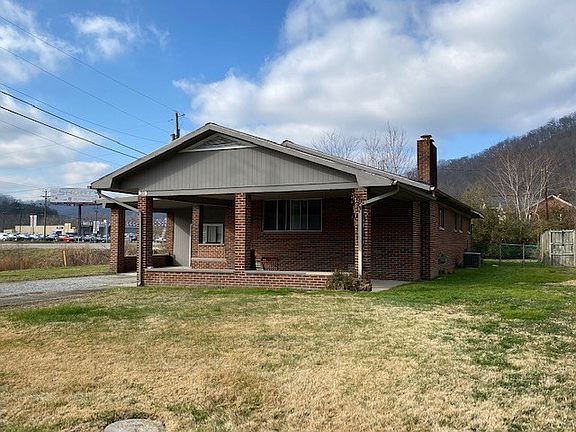 4th image of 20 Green Meadow Ln
