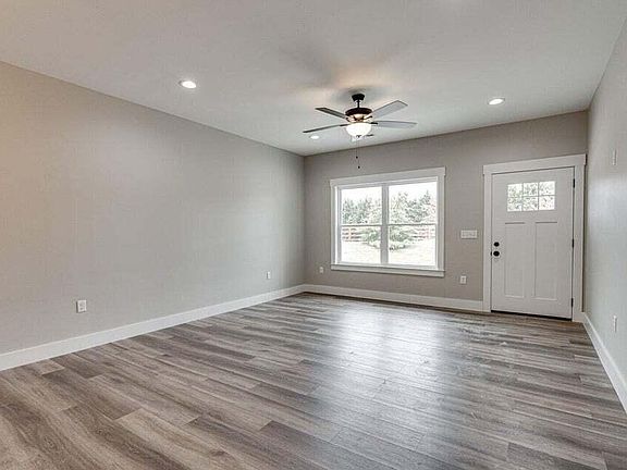 4th image of 4470 Keith St NW #403