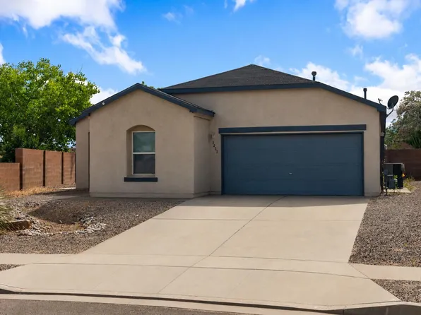 5237 Caprock Dr NE, Rio Rancho, NM 87144