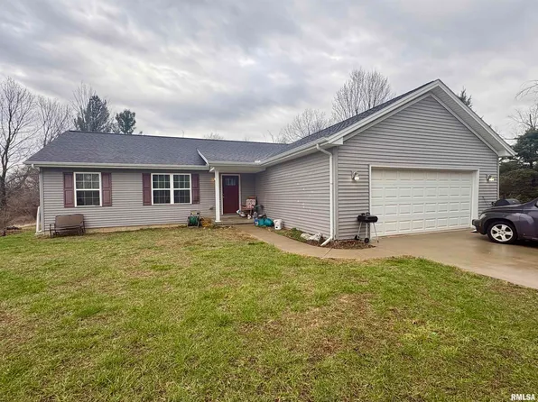 16093 King Rd, Danvers, IL 61732