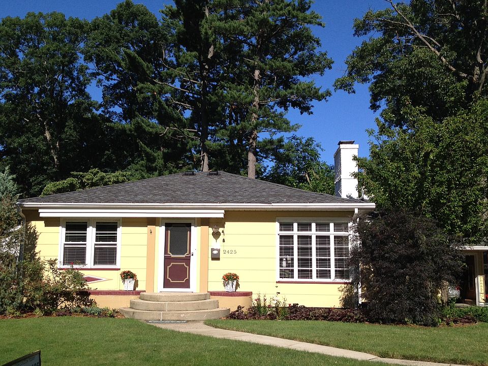 2425 Hadden St ~ Glenside