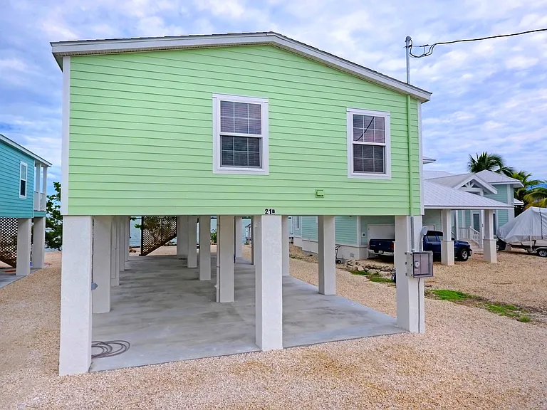 21 E Circle Dr #B — Photo 1