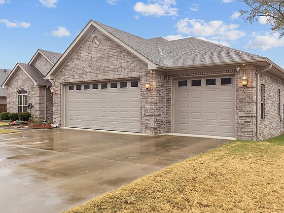 4th image of 9408 Meadow Gardens Cir