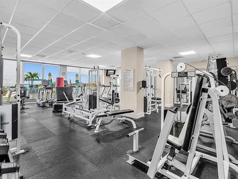 3140 S Ocean Dr #206 — Photo 42