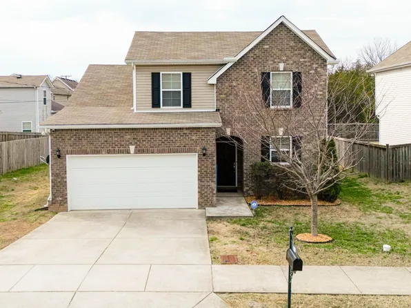 828 Pin Oak Dr, Antioch, TN 37013