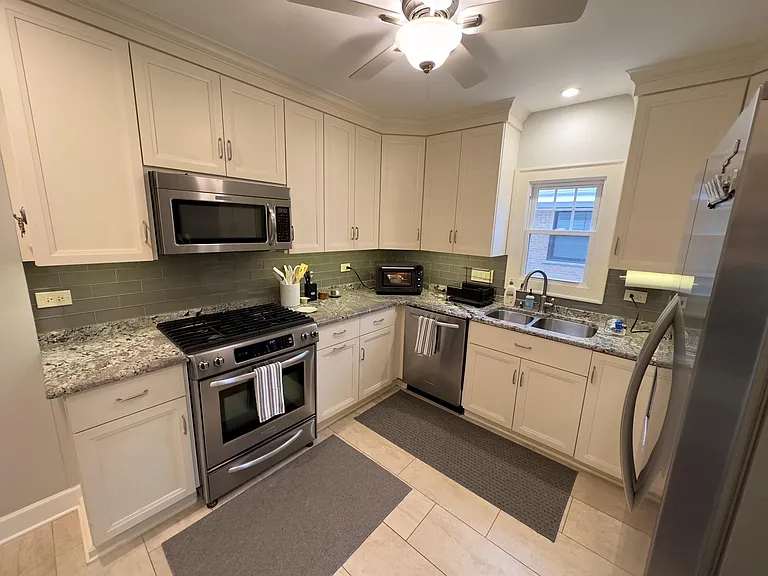 4907 Bryan Pl — Photo 6