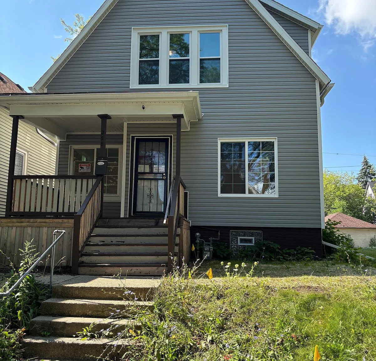 6 bed, 3500 sqft, $1,950 — Photo 1