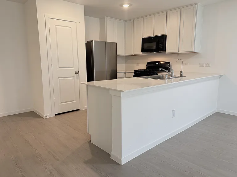 14153 Golden Bridge Dr — Photo 6