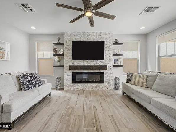 16622 S 6TH Place, Phoenix, AZ 85048