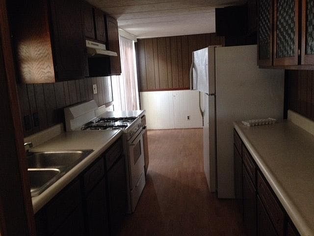 1st image of 223 11th St #2
