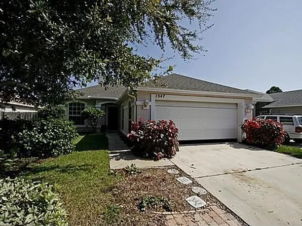 1547 Linkside Dr, Atlantic Beach, FL 32233