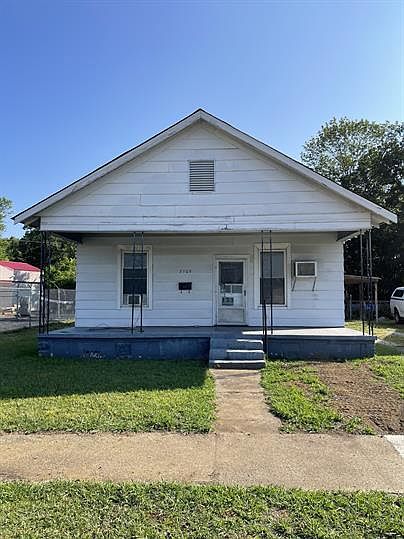 1st image of 2705 E 47th St