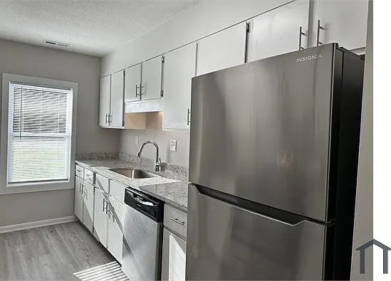 3101 Woodpecker Ct — Photo 1