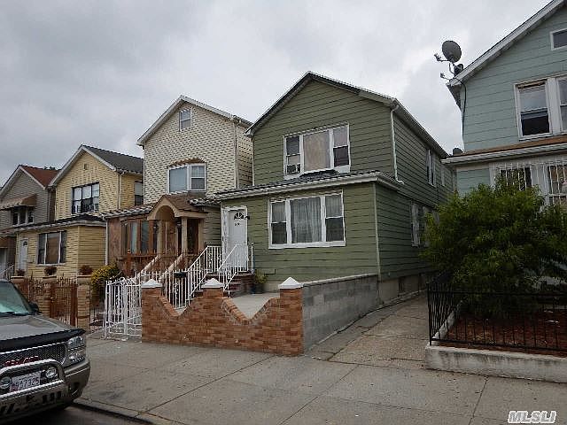 1st image of 2626 93rd St