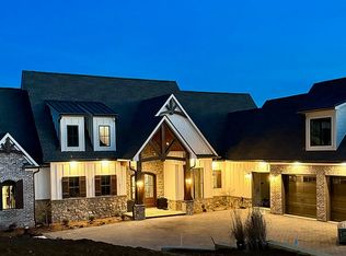 849 Zepher Dr, Lenoir City, TN 37772