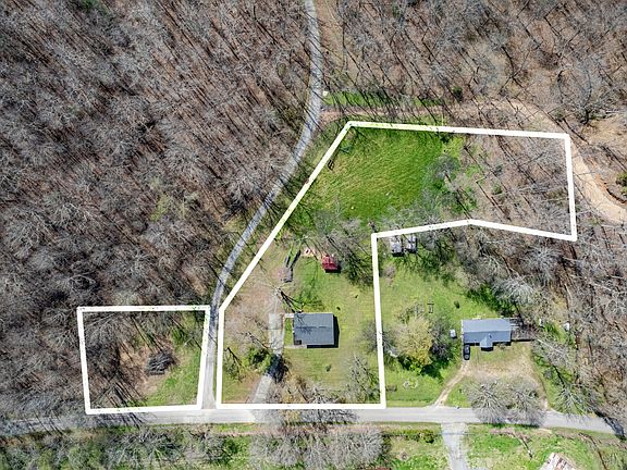 2nd image of 755 Briar Pond Rd