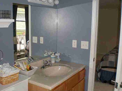 Upstairs master bath