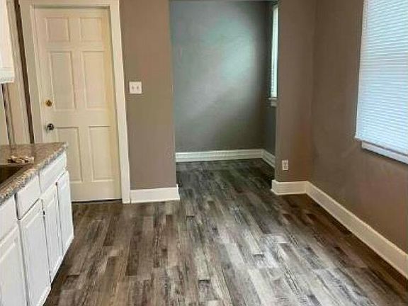4th image of 750 N Dawson Ave #748