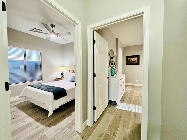 492 E Rainbow Dr — Photo 35