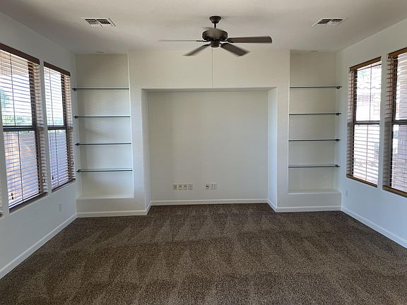 3rd image of 13605 W Cypress St