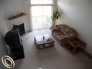 2nd image of 41915 Cantebury Dr #1