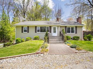 116 Petersburg Rd, Hackettstown, NJ 07840