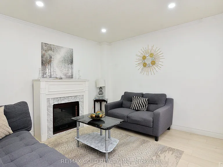 9 Ravenswood Dr — Photo 8