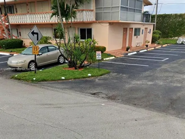 1000 SW 11th Ave, Hallandale, FL