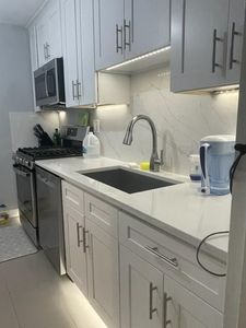 6 DEHAVEN Drive #2D, Yonkers, NY, 10703
